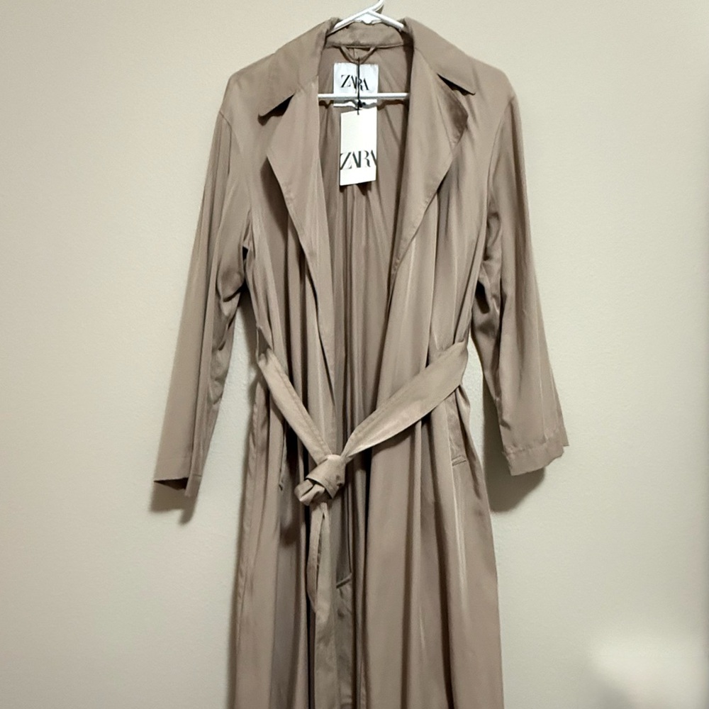 Zara Beige Flowy Trenchcoat